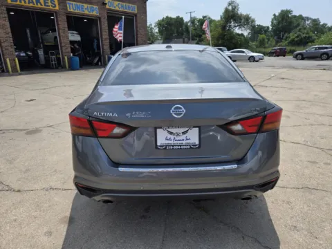 More photos of 2020 Nissan Altima 2.5 SR at OG Auto Finance, IN