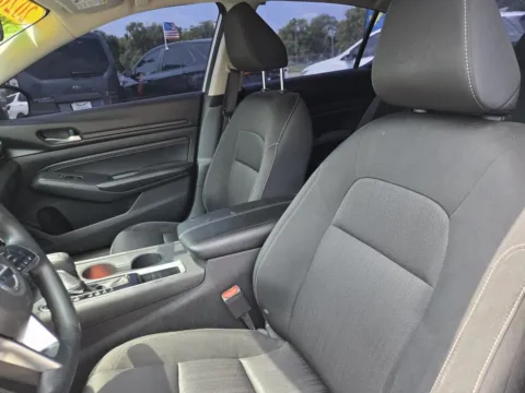 More photos of 2020 Nissan Altima 2.5 S at OG Auto Finance, IN