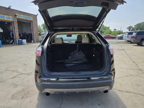 More photos of 2020 Ford Edge at OG Auto Finance, IN
