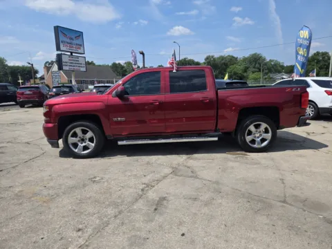 Another view of 2018 Chevrolet Silverado 1500 LT for sale in Gary, IN at OG Auto Finance