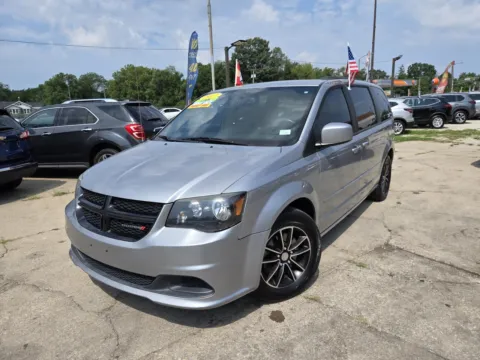 Photos of 2017 Dodge Grand Caravan for sale in Gary, IN at OG Auto Finance