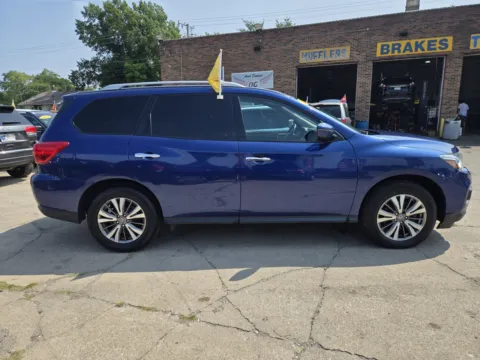 More photos of 2020 Nissan Pathfinder SV at OG Auto Finance, IN