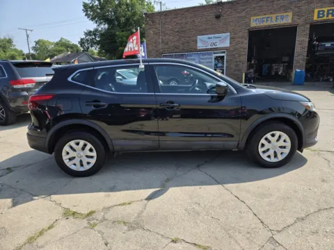 More photos of 2018 Nissan Rogue Sport at OG Auto Finance, IN