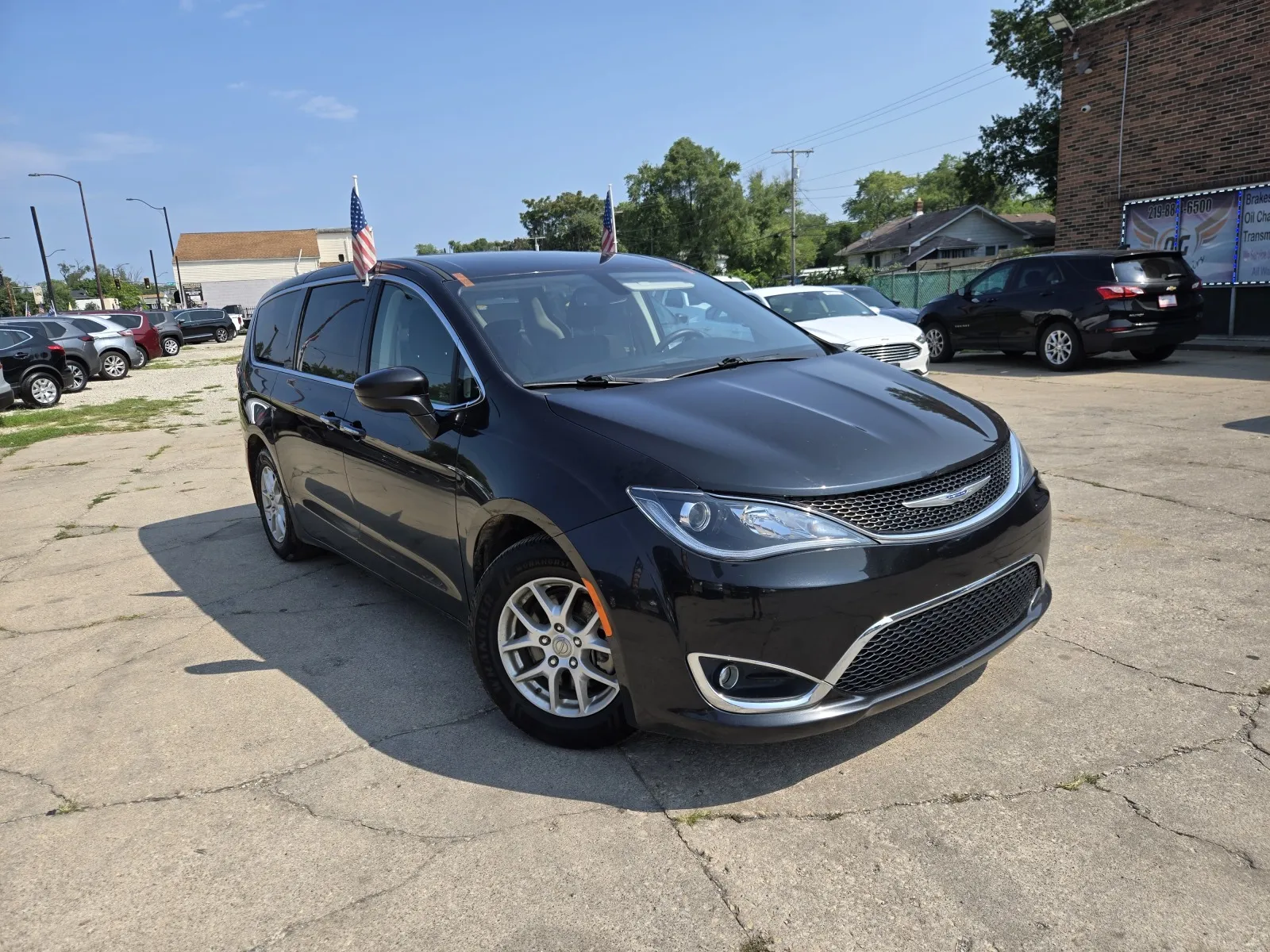 Black 2020 Chrysler Pacifica Touring for sale in Gary, IN