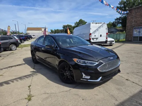 Black 2019 Ford Fusion Titanium for sale in Gary, IN