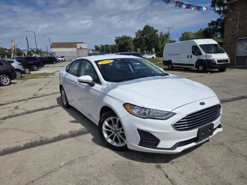 White 2020 Ford Fusion SE for sale in Gary, IN