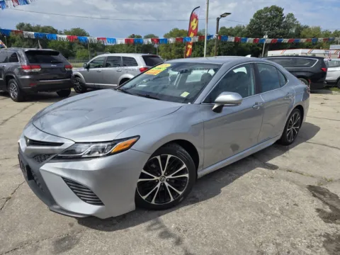 Photos of 2020 Toyota Camry SE for sale in Gary, IN at OG Auto Finance