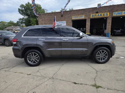 More photos of 2020 Jeep Grand Cherokee Limited at OG Auto Finance, IN