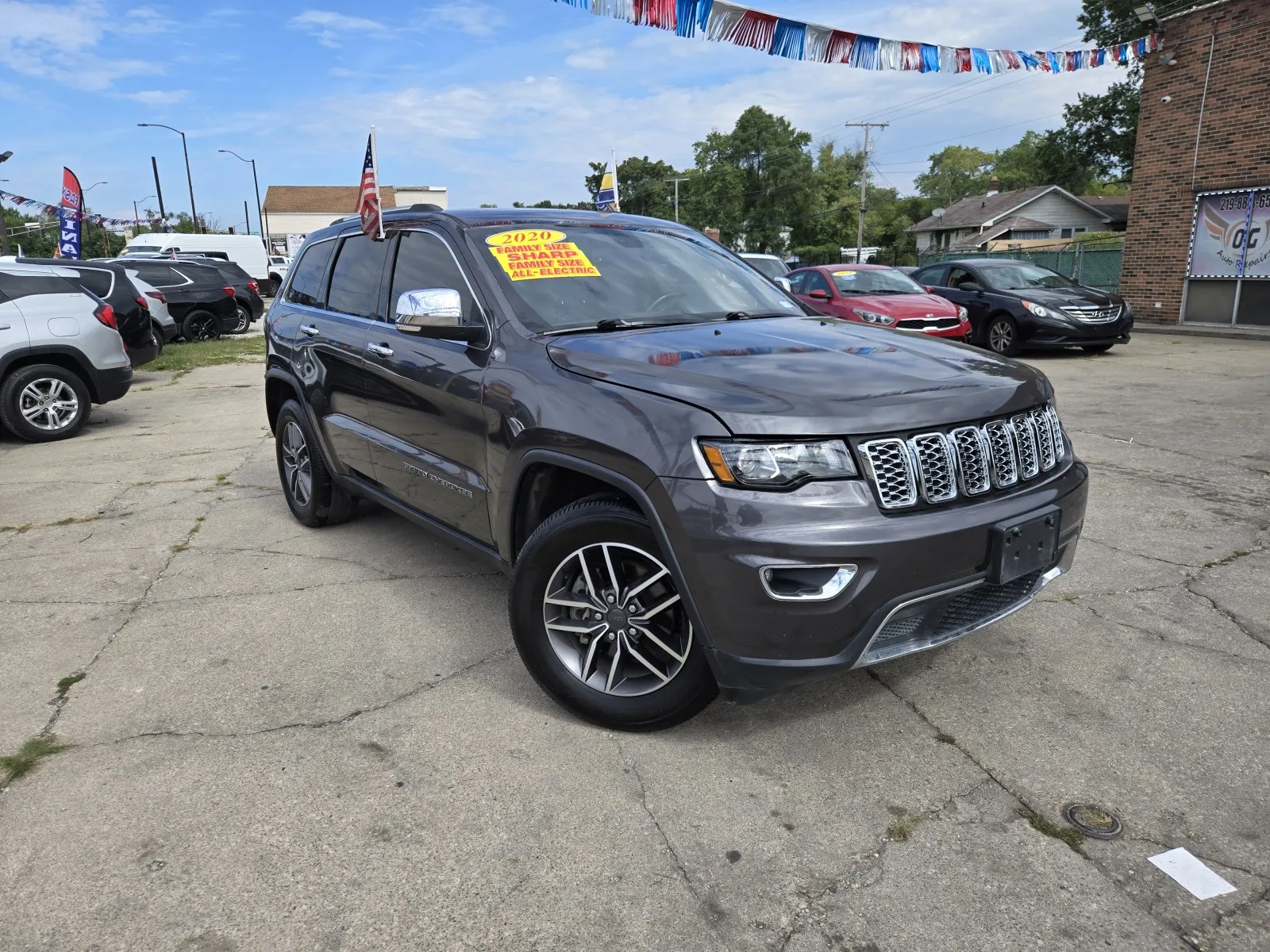 Gray 2020 Jeep Grand Cherokee Limited for sale in Gary, IN