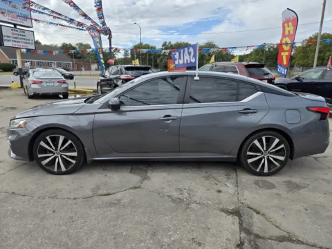 Another view of 2020 Nissan Altima 2.5 SR for sale in Gary, IN at OG Auto Finance