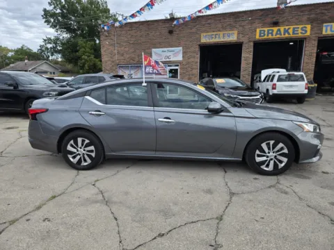 More photos of 2020 Nissan Altima 2.5 S at OG Auto Finance, IN