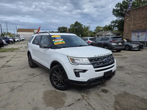 White 2018 Ford Explorer XLT for sale in Gary, IN