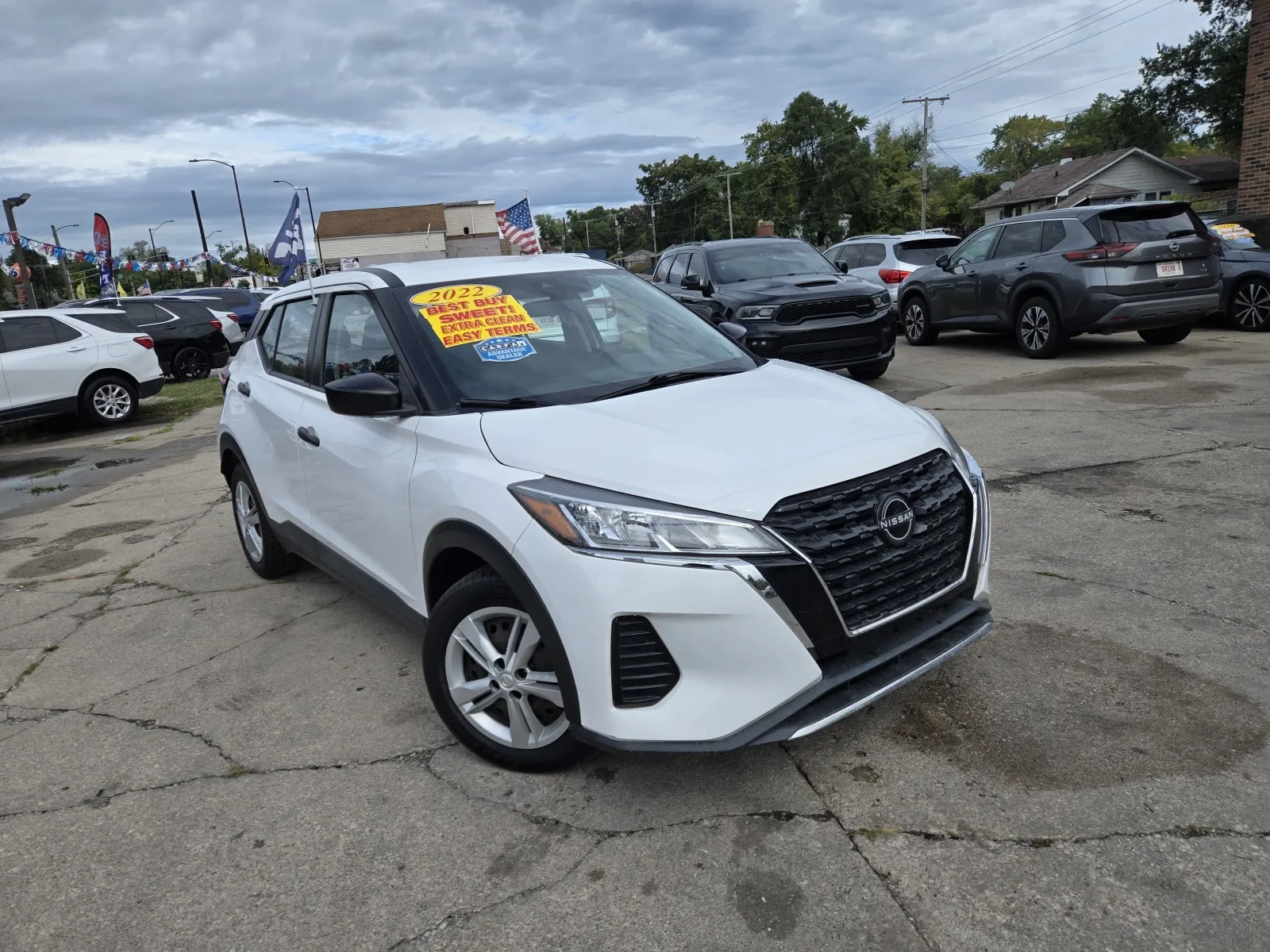 White 2022 Nissan Kicks S for sale in Gary, IN