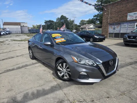 Gray 2019 Nissan Altima 2.5 S for sale in Gary, IN