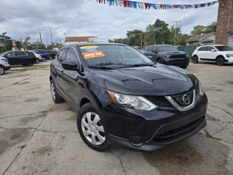 Black 2018 Nissan Rogue Sport for sale in Gary, IN