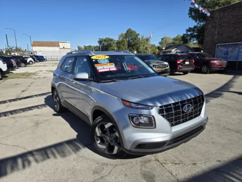 Gray 2021 Hyundai VENUE for sale in Gary, IN