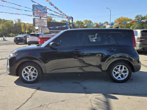 Another view of 2021 Kia Soul for sale in Gary, IN at OG Auto Finance