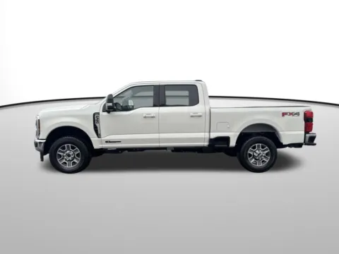 Photos of 2026 Ford F-350SD Lariat for sale in Moses Lake, WA at Ford of Moses Lake