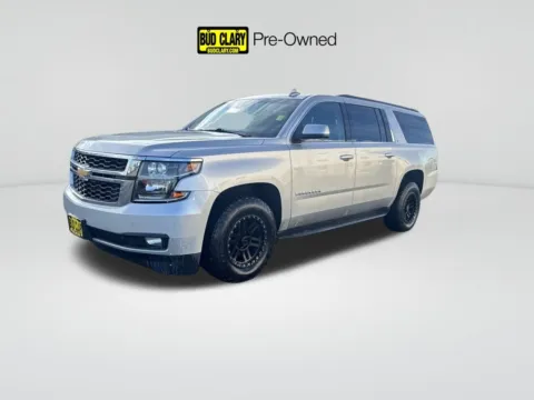 Silver 2020 Chevrolet Suburban LT for sale in Moses Lake, WA
