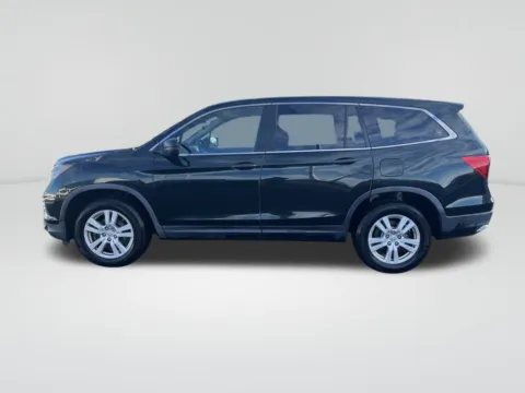 Photos of 2016 Honda Pilot LX for sale in Moses Lake, WA at Bud Clary Ford of Moses Lake