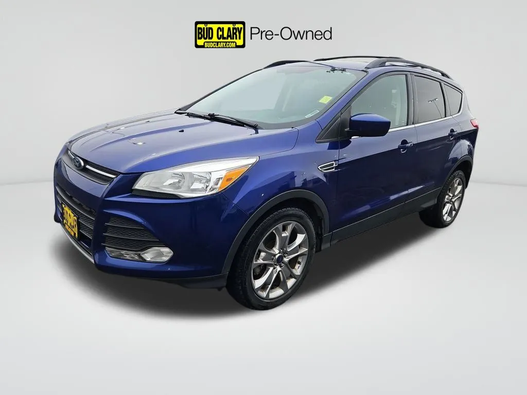 Blue 2015 Ford Escape SE for sale in Moses Lake, WA