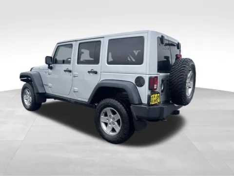 More photos of 2012 Jeep Wrangler Unlimited Rubicon at Bud Clary Ford of Moses Lake, WA