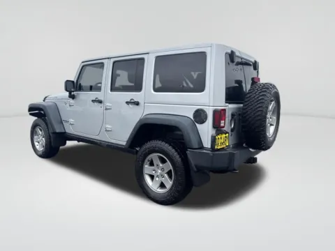 More photos of 2012 Jeep Wrangler Unlimited Rubicon at Bud Clary Ford of Moses Lake, WA