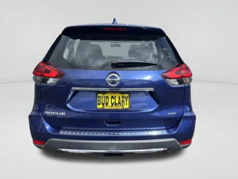 More photos of 2018 Nissan Rogue S at Bud Clary Ford of Moses Lake, WA