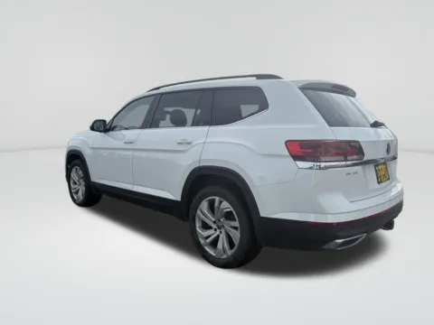 Another view of 2022 Volkswagen Atlas 3.6L V6 SE w/Technology for sale in Moses Lake, WA at Bud Clary Ford of Moses Lake