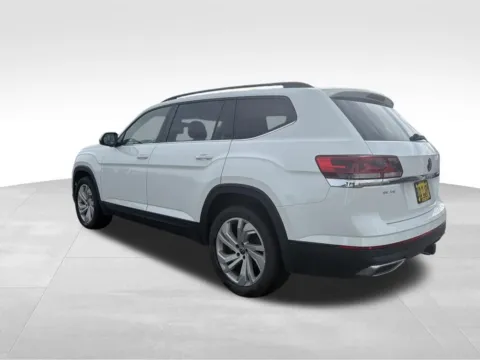 Another view of 2022 Volkswagen Atlas 3.6L V6 SE w/Technology for sale in Moses Lake, WA at Bud Clary Ford of Moses Lake