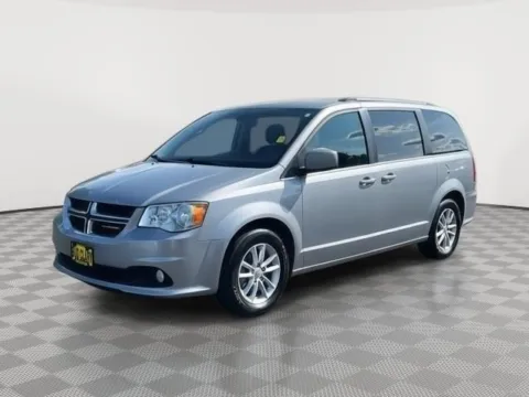 Silver 2019 Dodge Grand Caravan SXT for sale in Moses Lake, WA