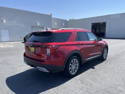 More photos of 2025 Ford Explorer Platinum at Ford of Moses Lake, WA