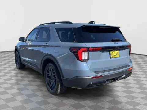 Another view of 2025 Ford Explorer ST-Line for sale in Moses Lake, WA at Ford of Moses Lake