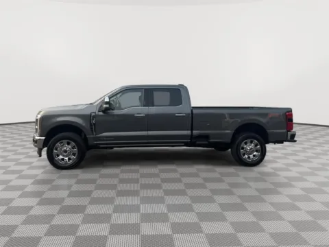 Photos of 2026 Ford Super Duty F-350 SRW LARIAT for sale in Moses Lake, WA at Ford of Moses Lake
