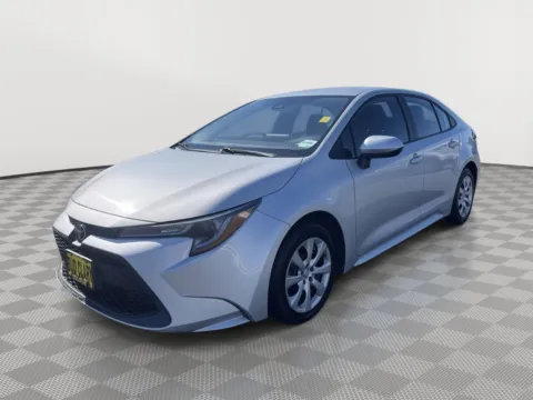 Silver 2021 Toyota Corolla LE for sale in Moses Lake, WA