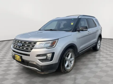 Silver 2016 Ford Explorer XLT for sale in Moses Lake, WA