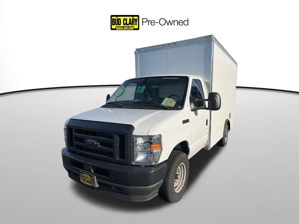 White 2023 Ford E-350SD for sale in Moses Lake, WA