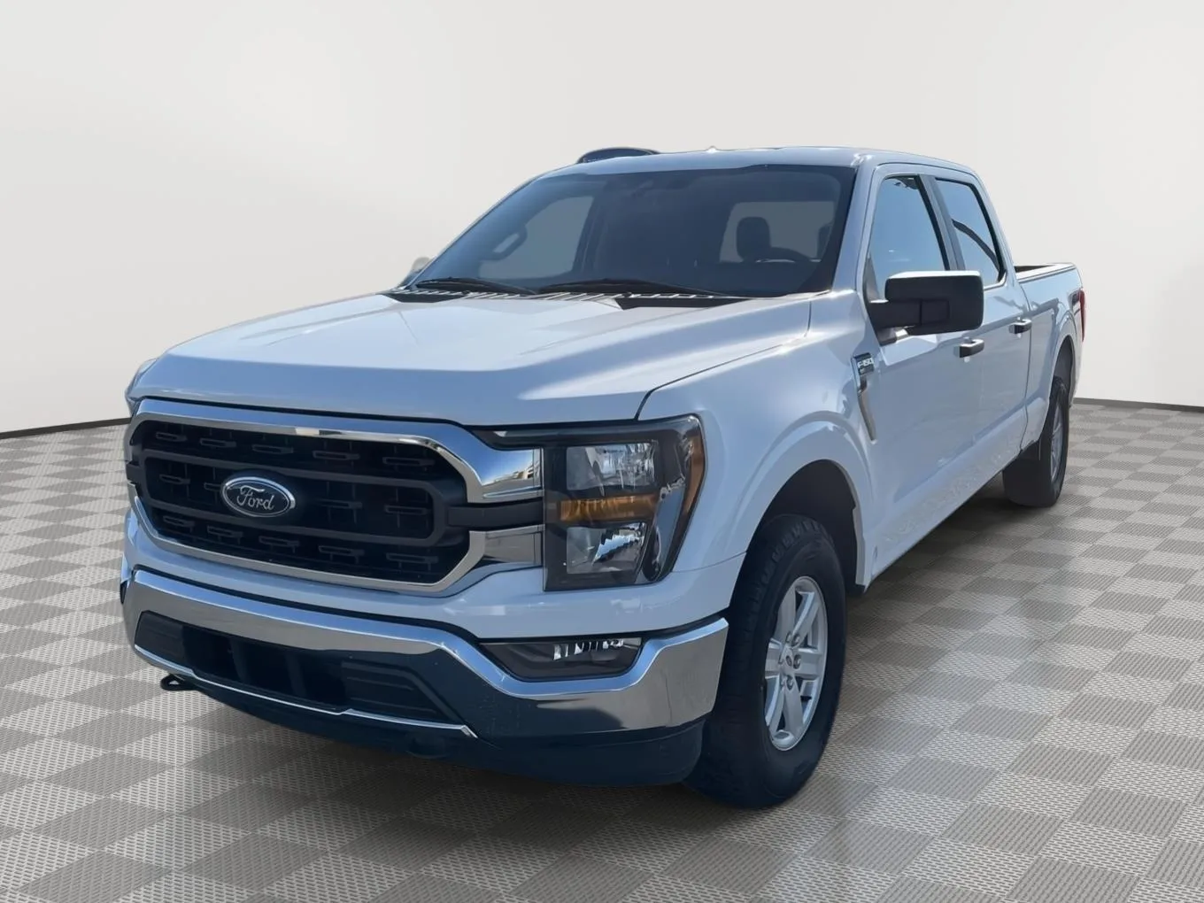 Black 2023 Ford F-150 XLT for sale in Moses Lake, WA