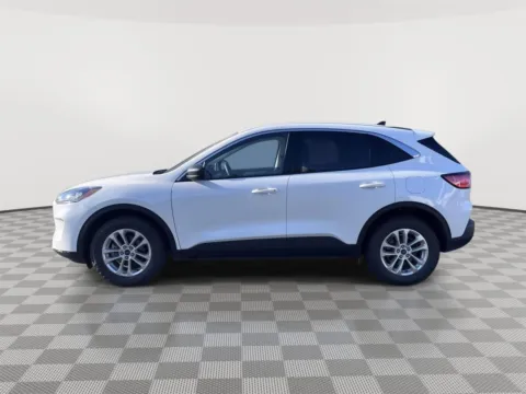 Photos of 2022 Ford Escape SE for sale in Moses Lake, WA at Ford of Moses Lake