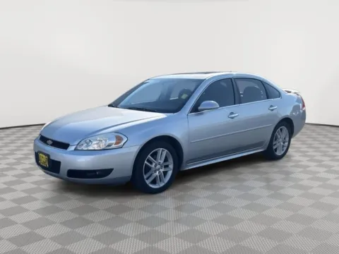 Silver 2014 Chevrolet Impala Limited LTZ for sale in Moses Lake, WA
