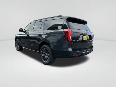 Another view of 2025 Ford Expedition Platinum for sale in Moses Lake, WA at Ford of Moses Lake