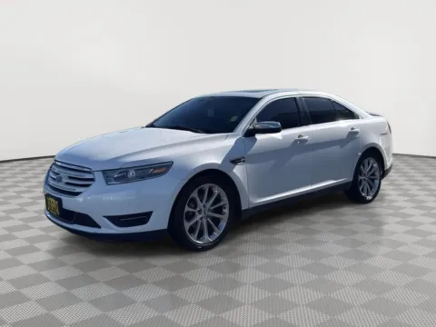 White 2018 Ford Taurus Limited for sale in Moses Lake, WA