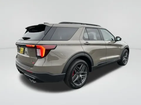 More photos of 2026 Ford Explorer ST at Ford of Moses Lake, WA