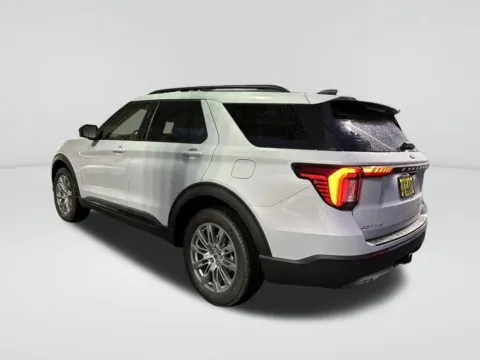Another view of 2026 Ford Explorer Active for sale in Moses Lake, WA at Ford of Moses Lake
