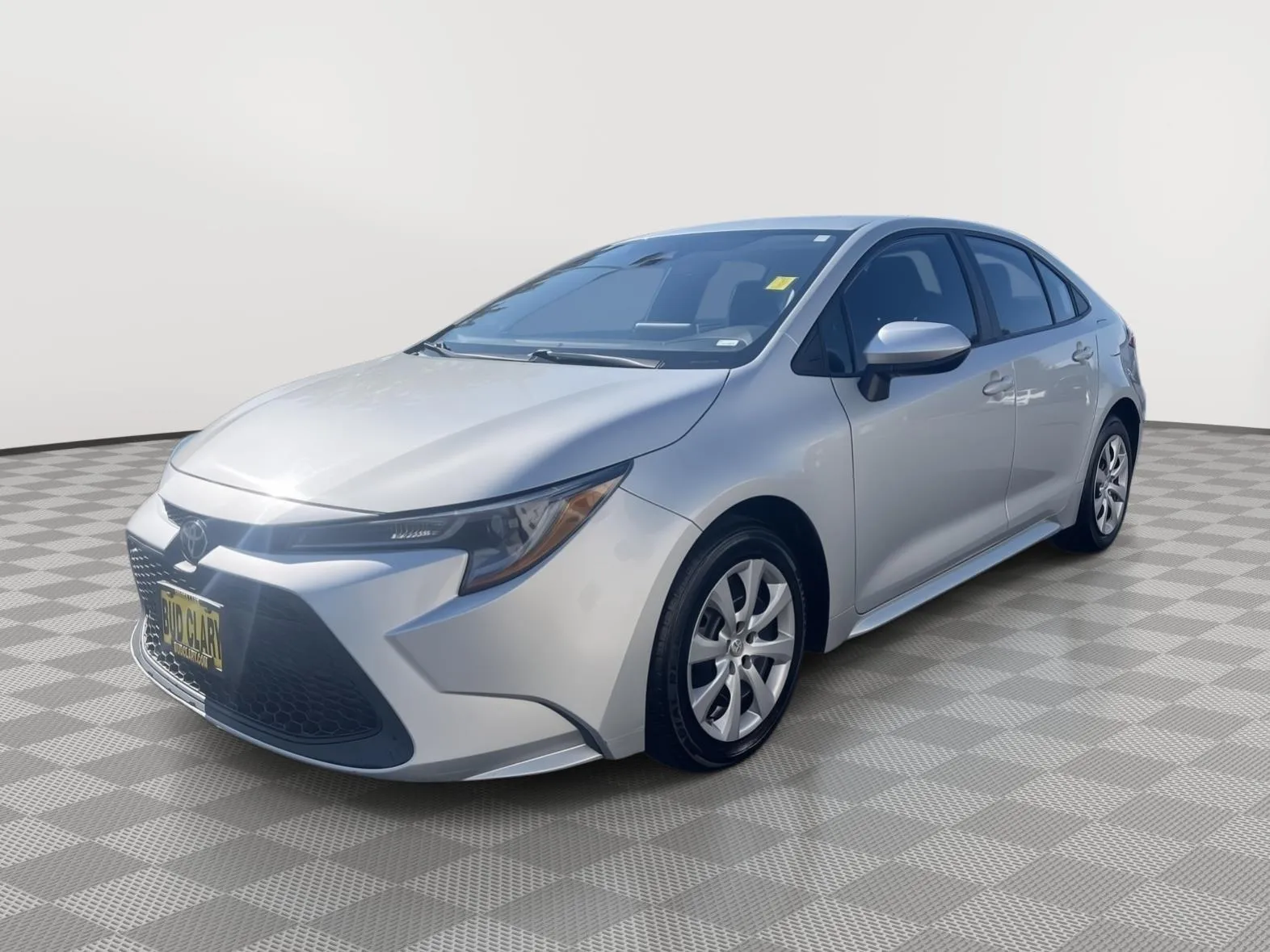 Silver 2021 Toyota Corolla LE for sale in Moses Lake, WA