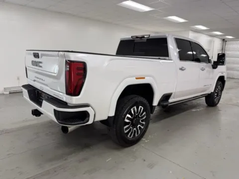 More photos of 2024 GMC Sierra 2500HD Denali Ultimate at Woody Folsom Chevrolet GMC, GA