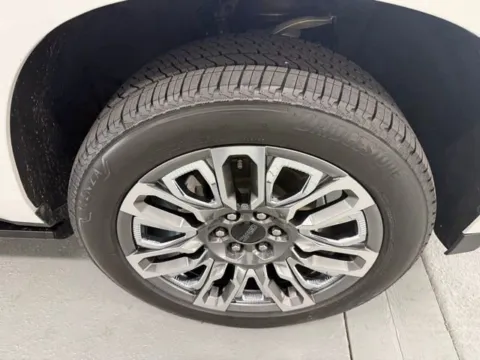 More photos of 2024 GMC Yukon XL Denali Ultimate at Woody Folsom Chevrolet GMC, GA