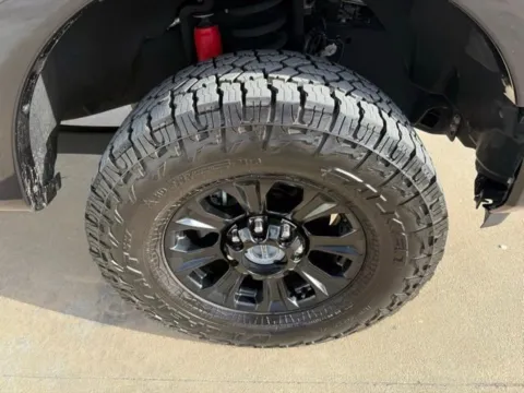 More photos of 2021 Ford Super Duty F-250 SRW LARIAT at Woody Folsom Chevrolet GMC, GA