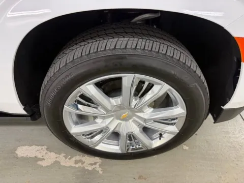 More photos of 2024 Chevrolet Suburban High Country at Woody Folsom Chevrolet GMC, GA