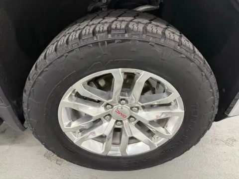 More photos of 2021 GMC Sierra 1500 SLT at Woody Folsom Chevrolet GMC, GA